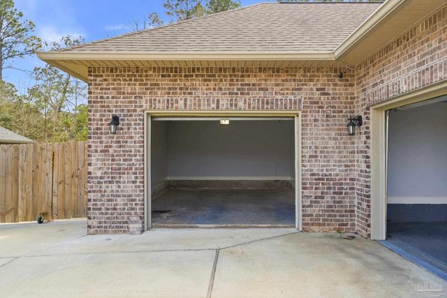 1163 Wensel Dr, Cantonment, FL 32533