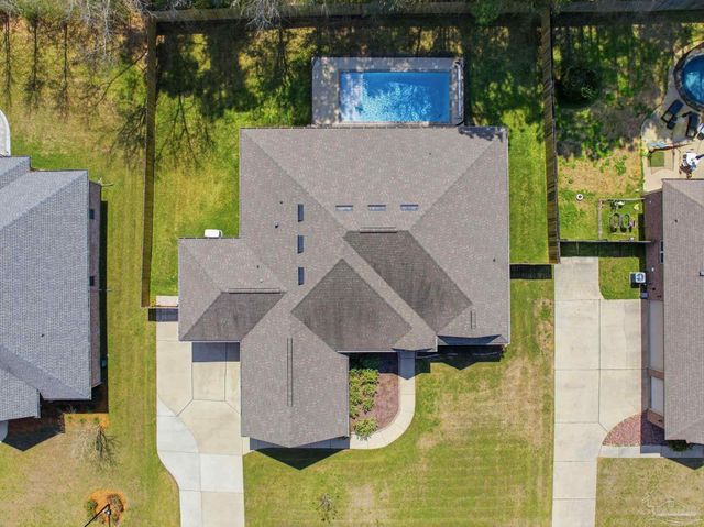 1163 Wensel Dr, Cantonment, FL 32533