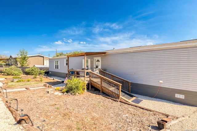 9070 REBECCA CREEK RD, Spring Branch, TX 78070