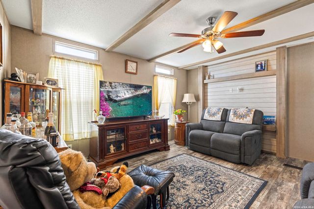 9070 REBECCA CREEK RD, Spring Branch, TX 78070