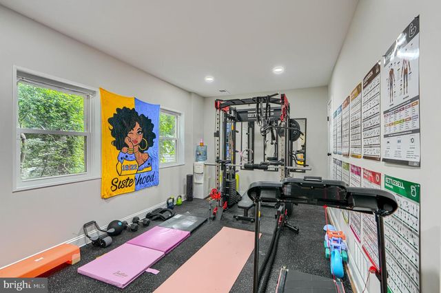 8808 LITTLEWOOD RD, Parkville, MD 21234