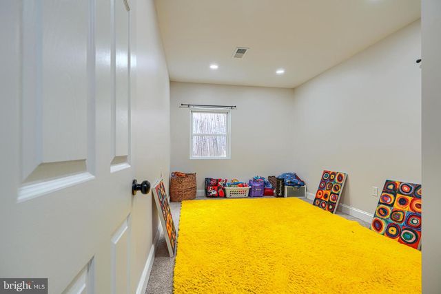 8808 LITTLEWOOD RD, Parkville, MD 21234
