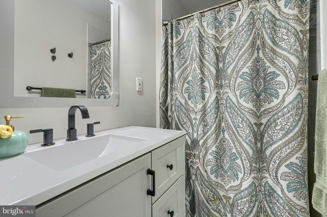 8808 LITTLEWOOD RD, Parkville, MD 21234