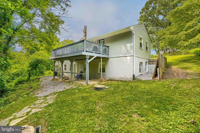 8808 LITTLEWOOD RD, Parkville, MD 21234