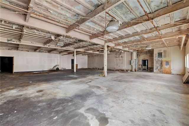 8033 Bennett Street, East Hills, PA 15221