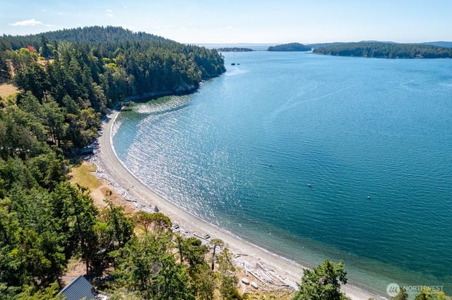 68 Sylvan Cove West, Decatur Island, WA 98221
