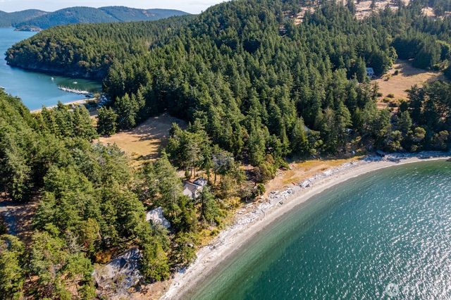 68 Sylvan Cove West, Decatur Island, WA 98221