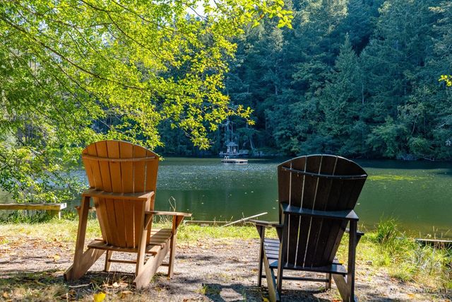 68 Sylvan Cove West, Decatur Island, WA 98221