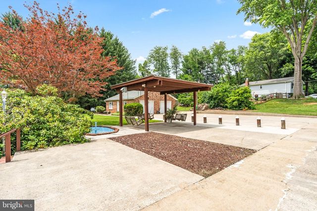 3318 LOWELL LN, Ijamsville, MD 21754
