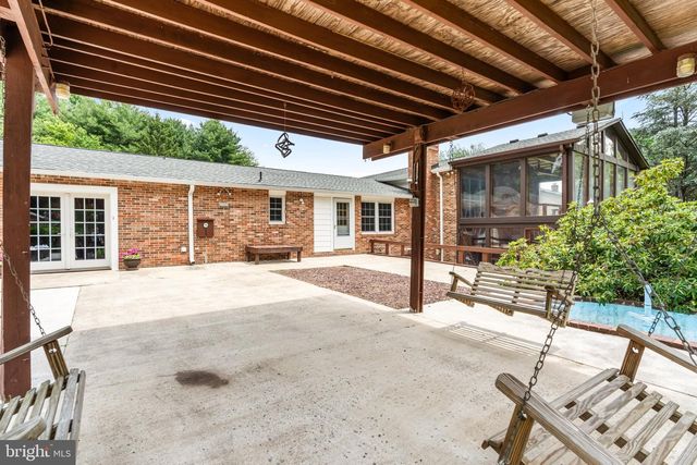 3318 LOWELL LN, Ijamsville, MD 21754