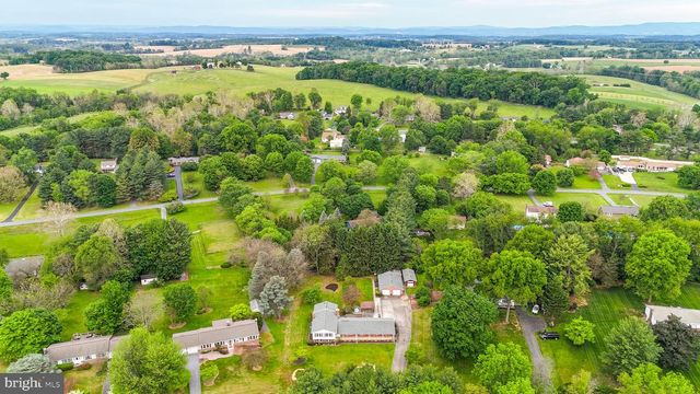 3318 LOWELL LN, Ijamsville, MD 21754
