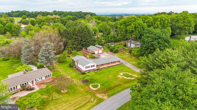 3318 LOWELL LN, Ijamsville, MD 21754