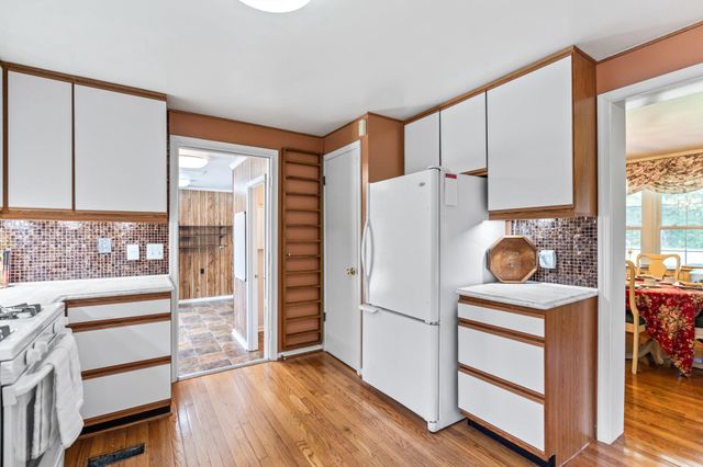 3318 LOWELL LN, Ijamsville, MD 21754