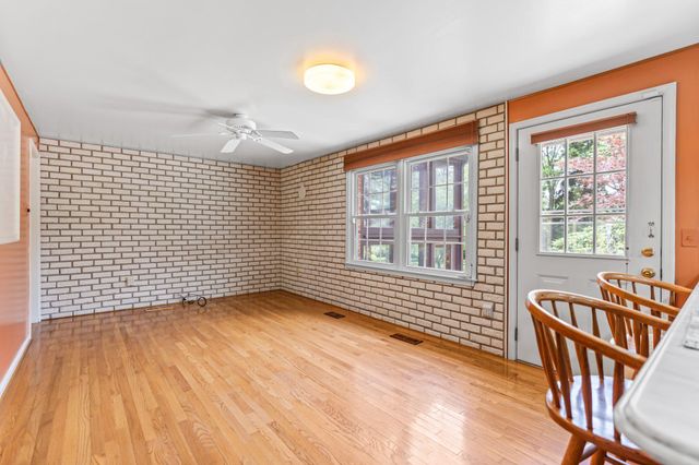 3318 LOWELL LN, Ijamsville, MD 21754