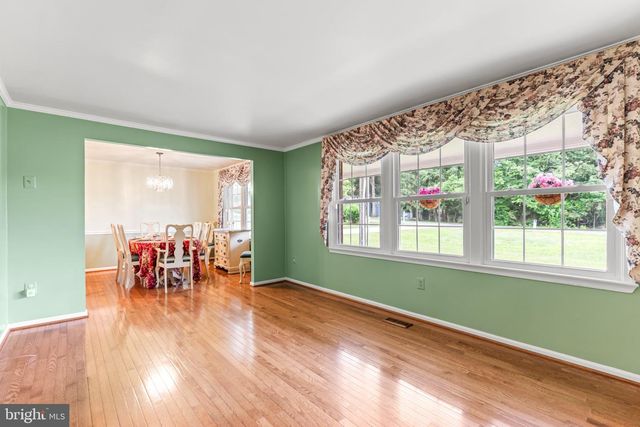 3318 LOWELL LN, Ijamsville, MD 21754
