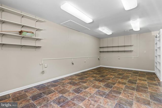 3318 LOWELL LN, Ijamsville, MD 21754