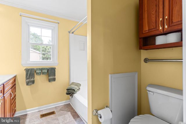 3318 LOWELL LN, Ijamsville, MD 21754