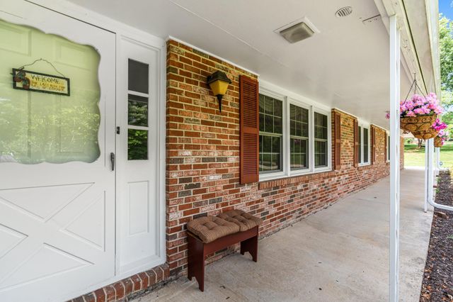 3318 LOWELL LN, Ijamsville, MD 21754