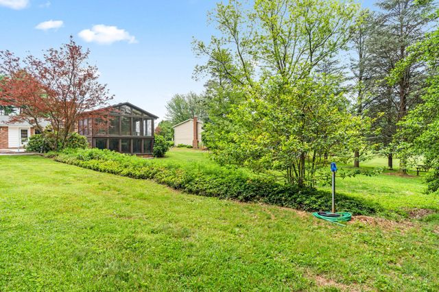 3318 LOWELL LN, Ijamsville, MD 21754