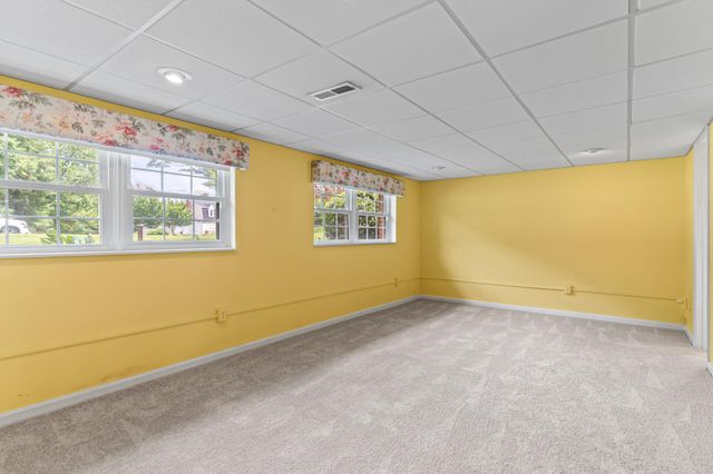 3318 LOWELL LN, Ijamsville, MD 21754