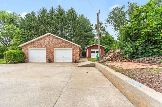 3318 LOWELL LN, Ijamsville, MD 21754