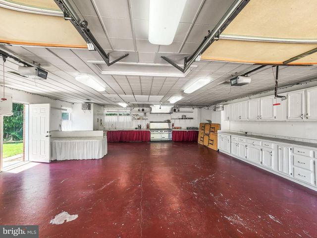 3318 LOWELL LN, Ijamsville, MD 21754