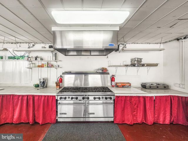 3318 LOWELL LN, Ijamsville, MD 21754