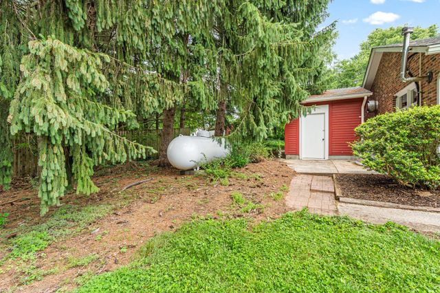 3318 LOWELL LN, Ijamsville, MD 21754