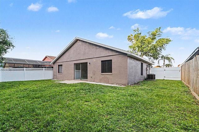 134 CORALWOOD CIRCLE, Kissimmee, FL 34743