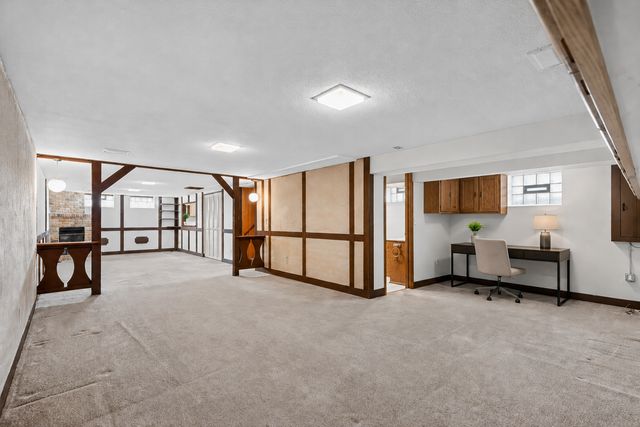 194 69th Avenue NE, Fridley, MN 55432