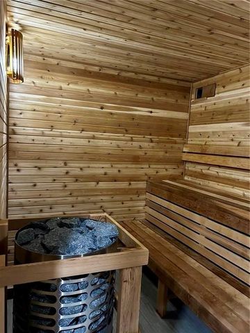 16919 N Bay Rd 911, Sunny Isles Beach, FL 33160