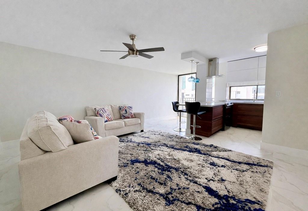 16919 N Bay Rd 911, Sunny Isles Beach, FL 33160