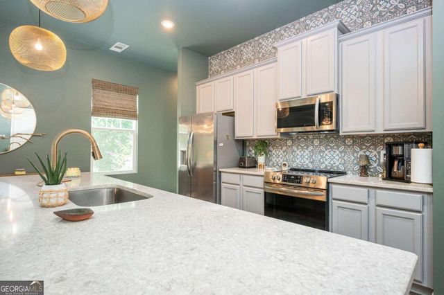 645 Everett Lane, Woodstock, GA 30188