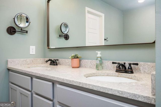 645 Everett Lane, Woodstock, GA 30188