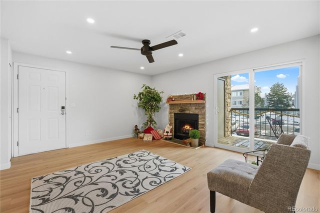 2575 S Syracuse Way 205, Denver, CO 80231