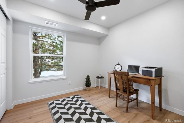 2575 S Syracuse Way 205, Denver, CO 80231