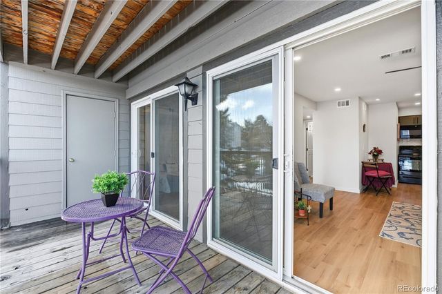 2575 S Syracuse Way 205, Denver, CO 80231