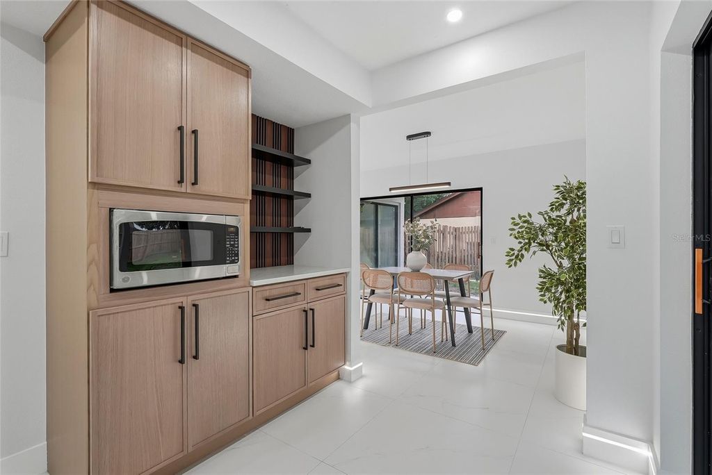 Image 23 of property listing at 4505 WHITWORTH LANE, Tampa, FL 33624