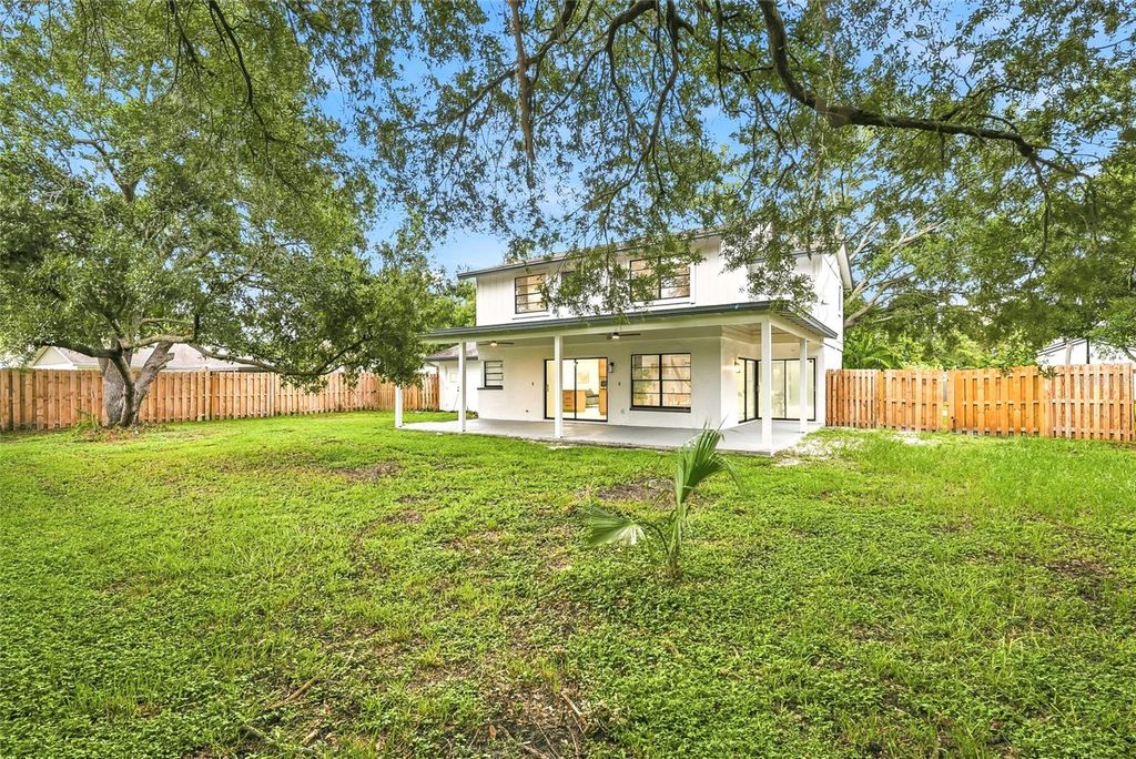 Image 42 of property listing at 4505 WHITWORTH LANE, Tampa, FL 33624