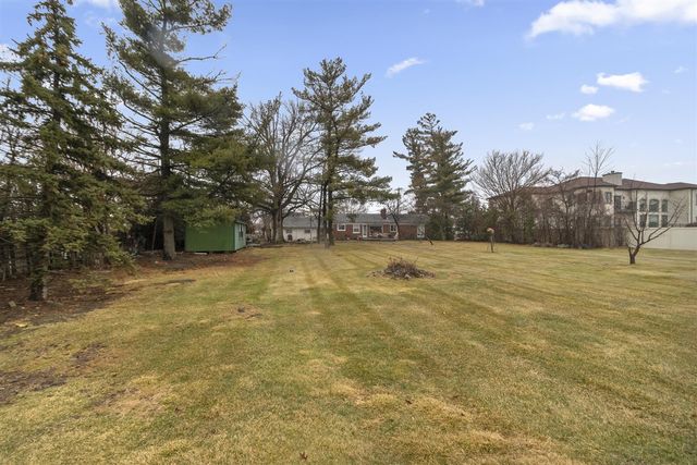 26204 Doxtator Street, Dearborn Heights, MI 48127