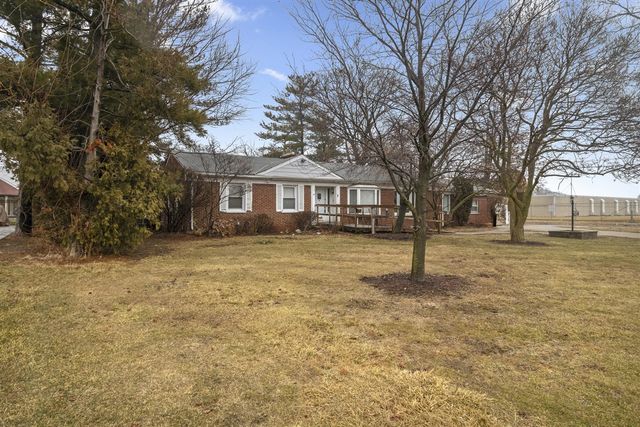 26204 Doxtator Street, Dearborn Heights, MI 48127