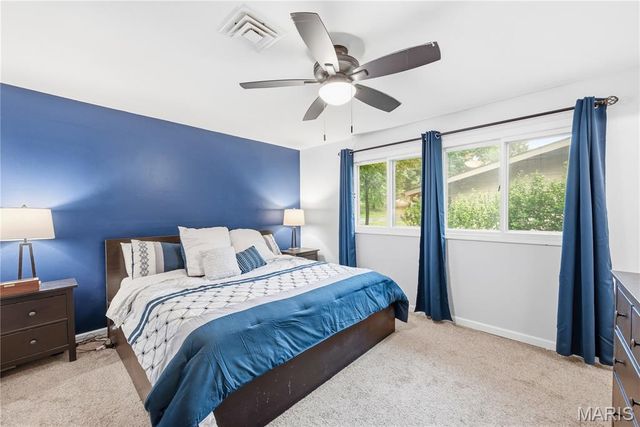 12532 Fee Fee Road, St Louis, MO 63146