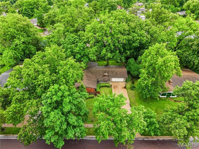 12532 Fee Fee Road, St Louis, MO 63146