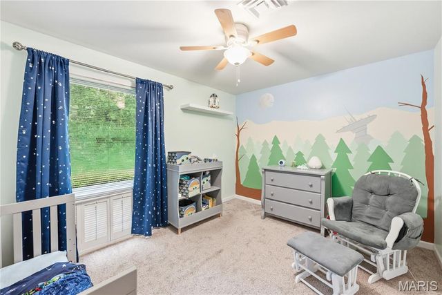 12532 Fee Fee Road, St Louis, MO 63146