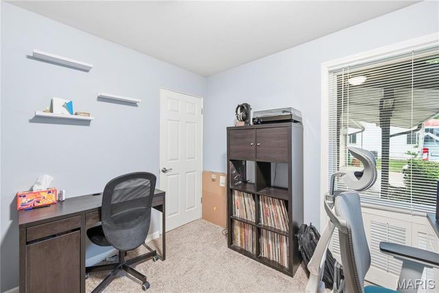 12532 Fee Fee Road, St Louis, MO 63146