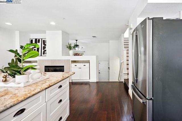 4683 Mangrove Dr, Dublin, CA 94568