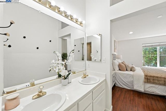 4683 Mangrove Dr, Dublin, CA 94568