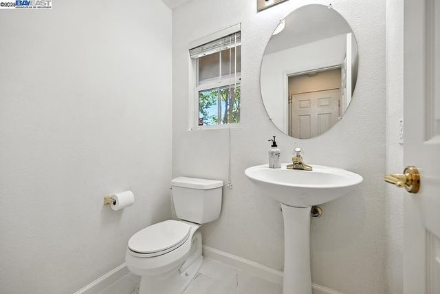 4683 Mangrove Dr, Dublin, CA 94568