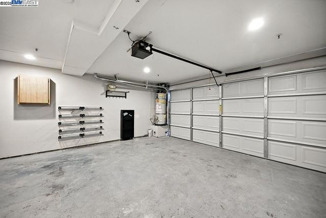 4683 Mangrove Dr, Dublin, CA 94568