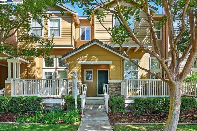 4683 Mangrove Dr, Dublin, CA 94568